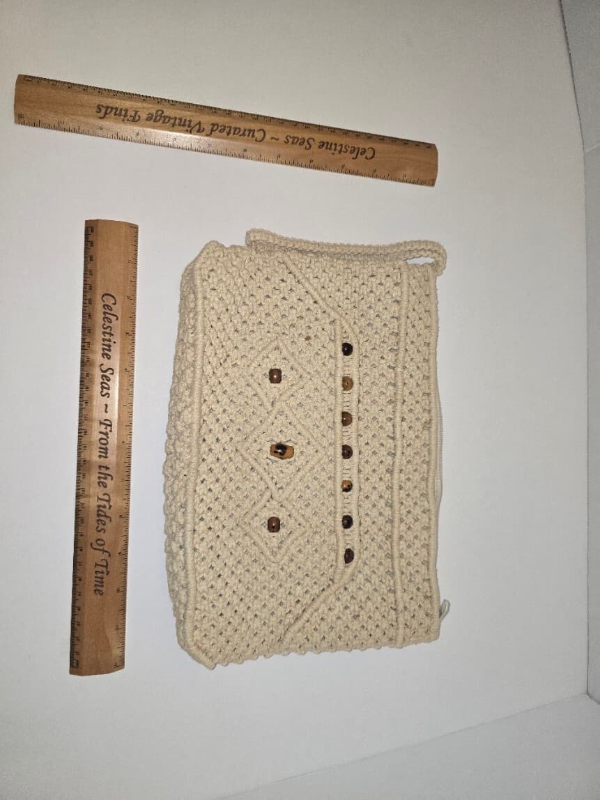 Vintage 70s Macrame bag Cream Ivory Wood Bead Made in People's Republic of China - Thumbnail 8