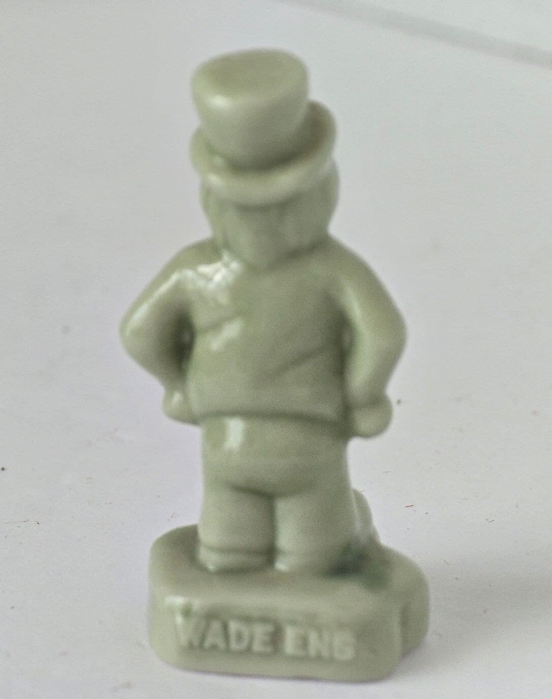 Vintage Wade Whimsies Red Rose Tea Miniature Leprechaun Calendar Series - Thumbnail 3