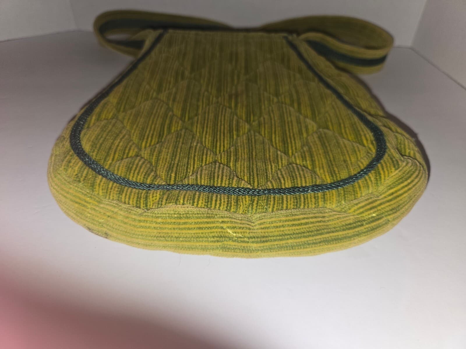 Vintage 70s Quilted Velvet Shoulder Bag Chartreuse Lime Green Soutache Trim Boho - Thumbnail 4