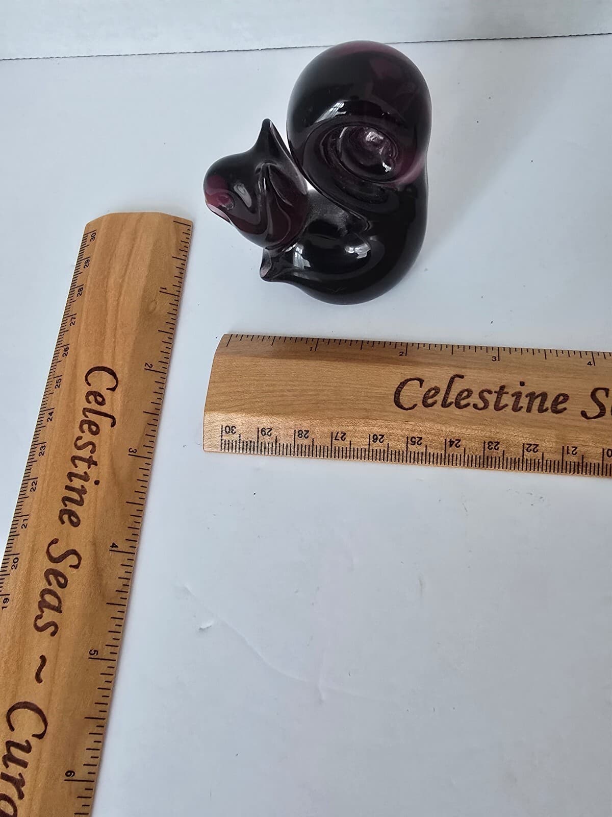 Vintage Amethyst Purple Glass Squirrel Figurine - Mid-Century Art Glass Woodland - Thumbnail 6