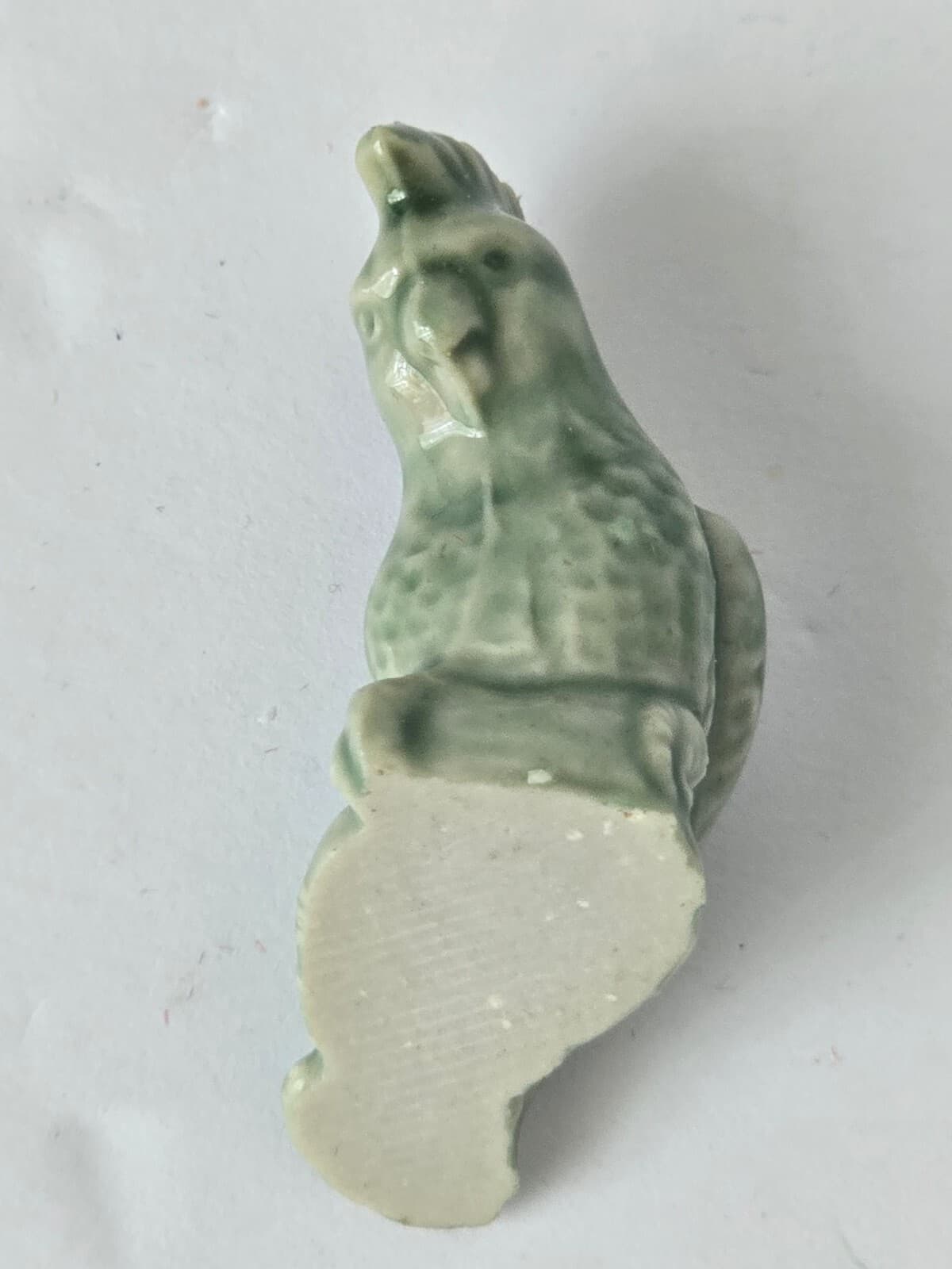 Vintage Wade Whimsies Cockatoo Figurine Red Rose Tea US Series 2 Green Ceramic - Thumbnail 7