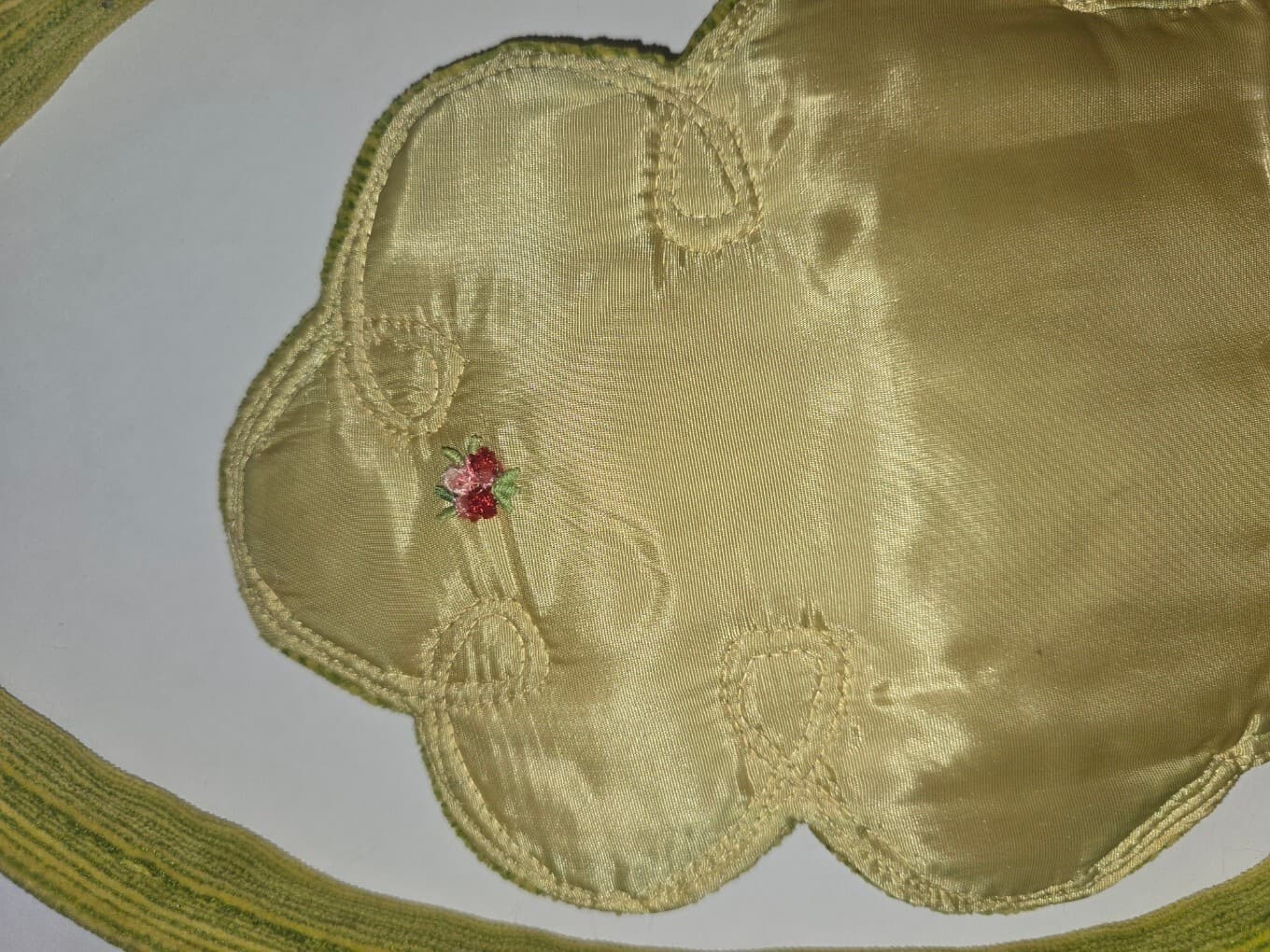 Vintage 70s Quilted Velvet Shoulder Bag Chartreuse Lime Green Soutache Trim Boho - Thumbnail 8