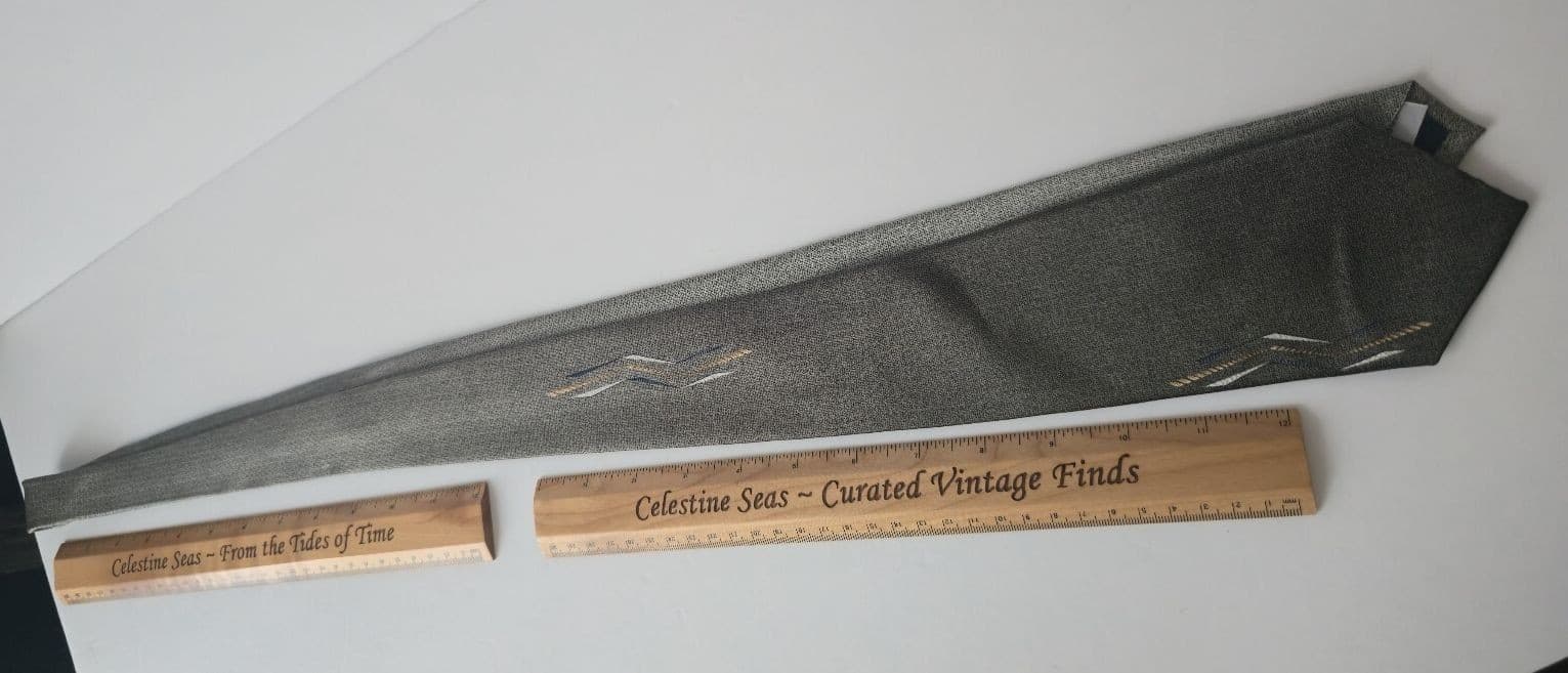 Pierre Cardin Vintage 100% Silk Grey Wavy Retro Geometric Necktie - Thumbnail 2