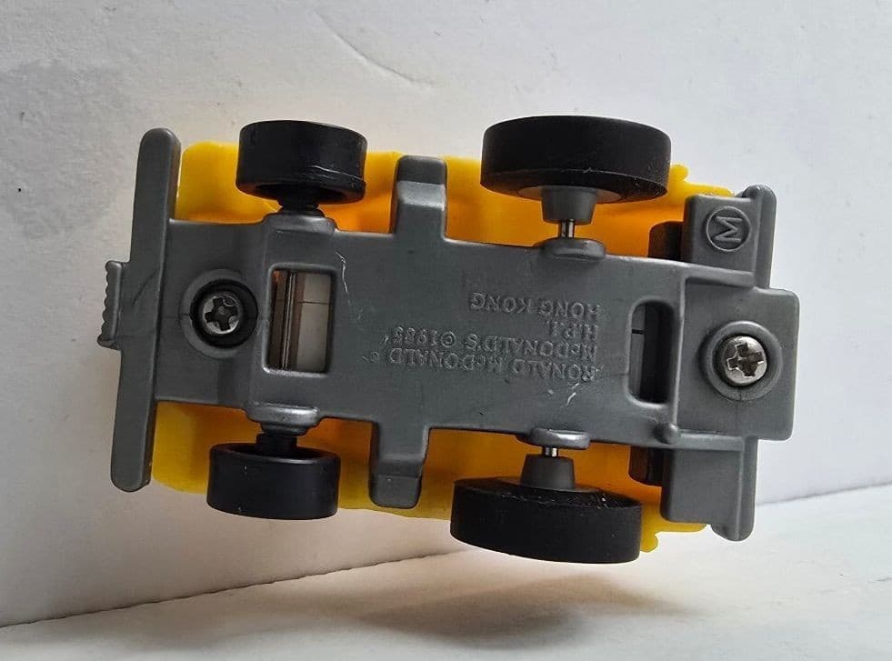 Vintage McDonald's Ronald McDonald Yellow Jeep Toy Car Collectible Model - Thumbnail 3
