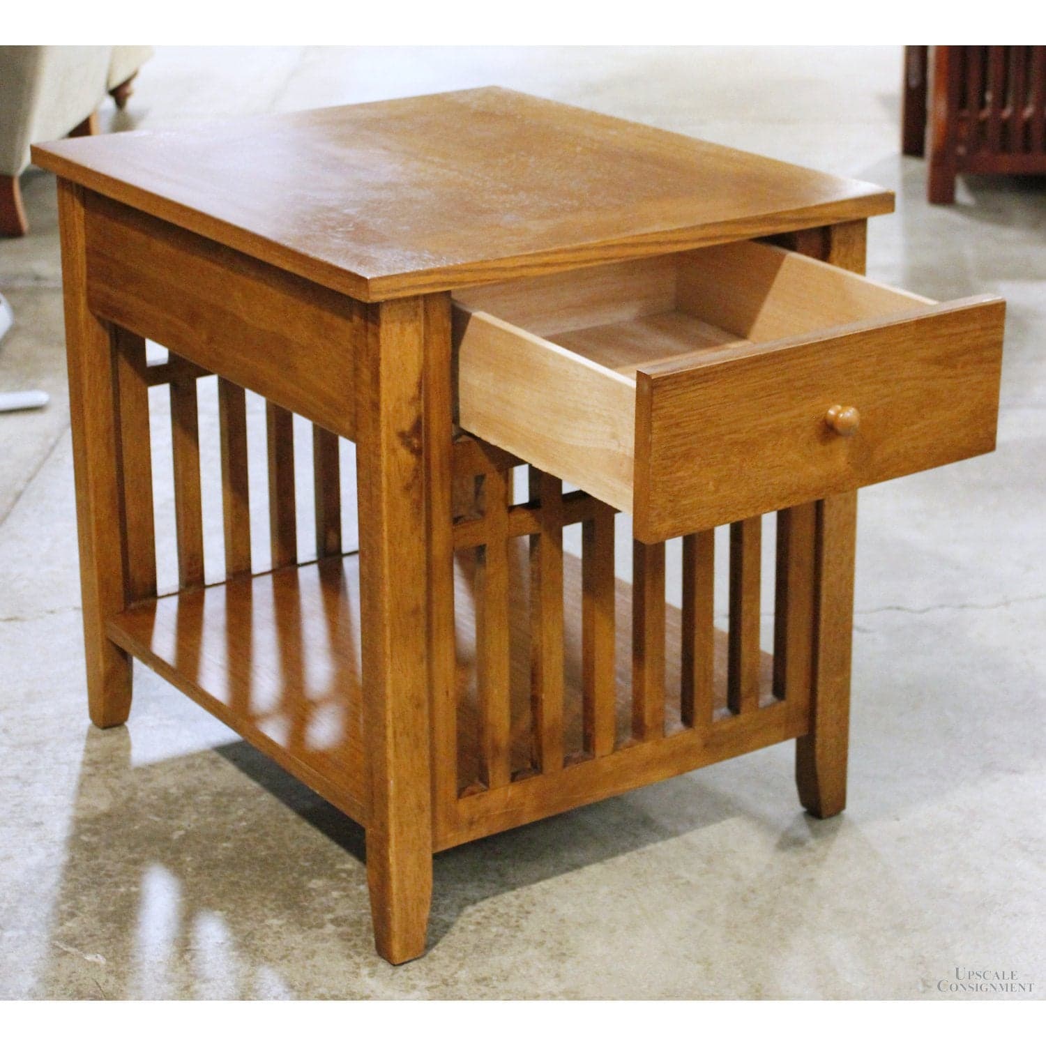 Mission Oak End Table w/Drawer - Thumbnail 2