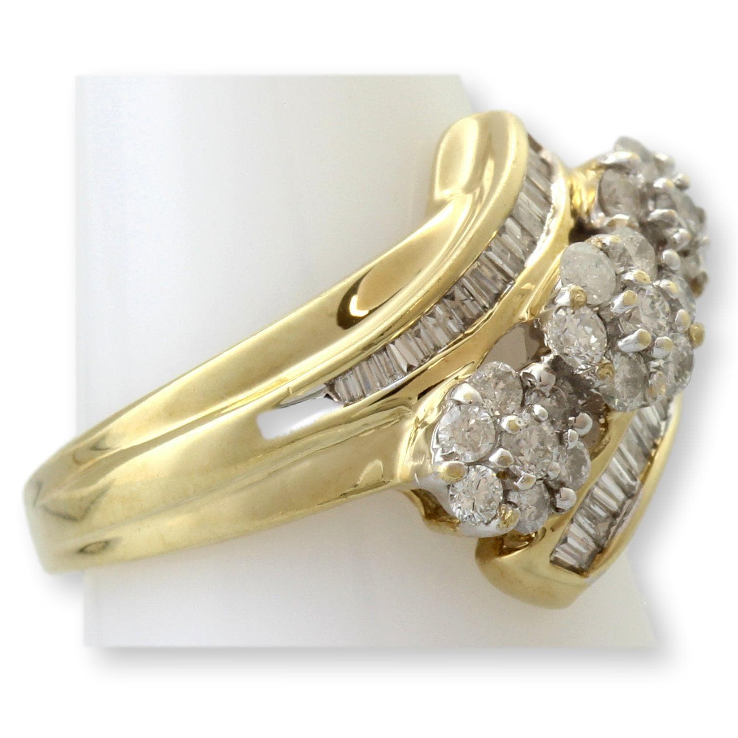 Renaissance Jewelry JWBR 10K Gold Diamond Cluster Ring | Vintage Floral Diamond Estate Ring - Size 7 - Thumbnail 3