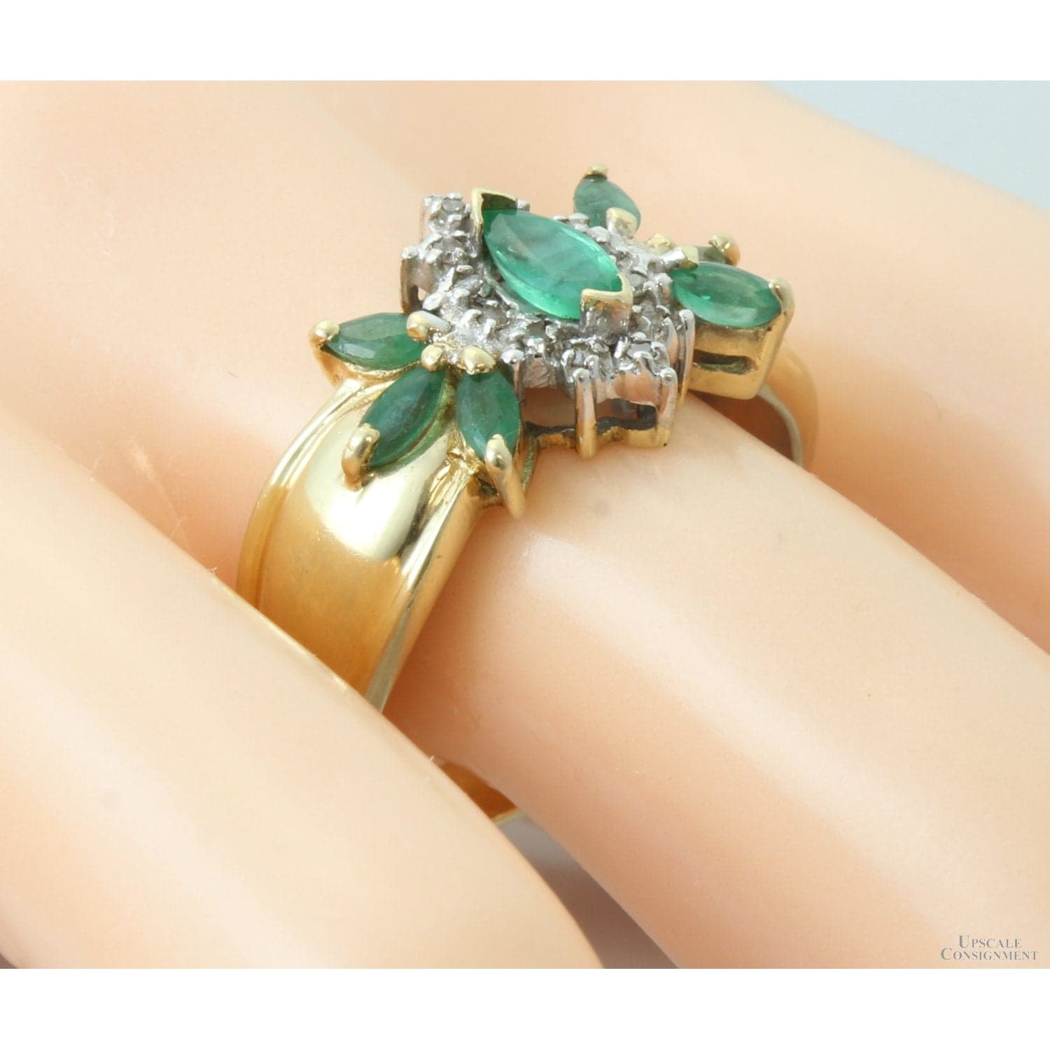 10K Gold Natural Emerald & Diamond Floral Cluster Ring - Size 7.75 - Thumbnail 4