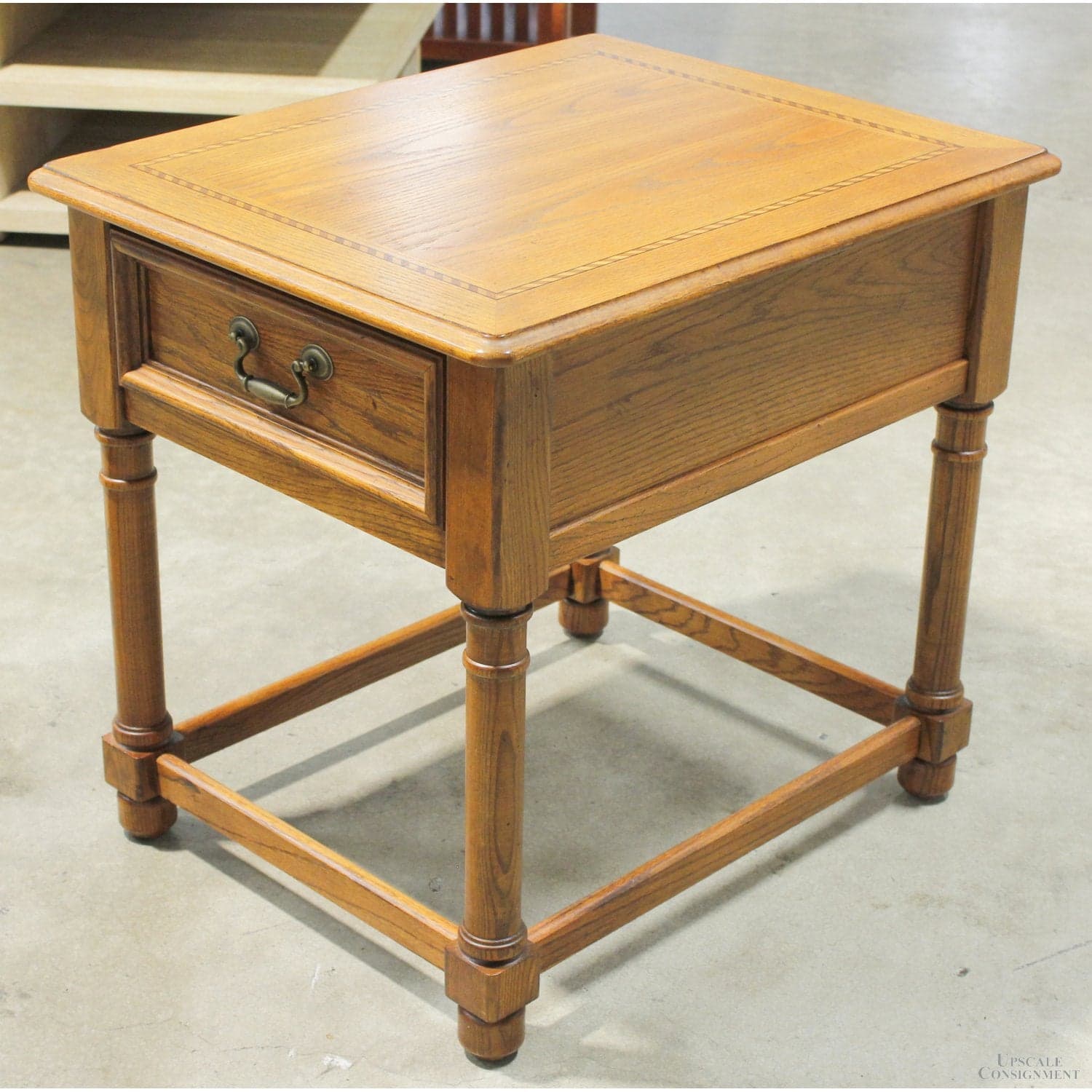 Hammary Inlay End Table w/Drawer - Thumbnail 4
