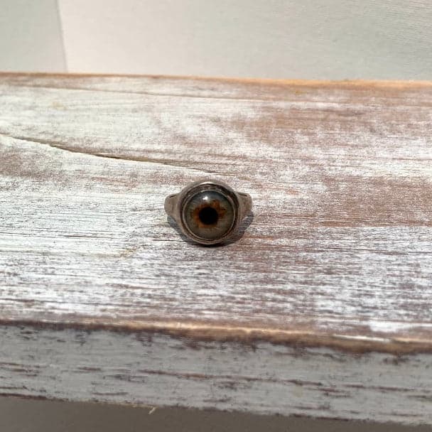 Vintage Sterling Silver Glass Eye Ring | 925 | Size 6.5 | Gothic Oddities - Thumbnail 2