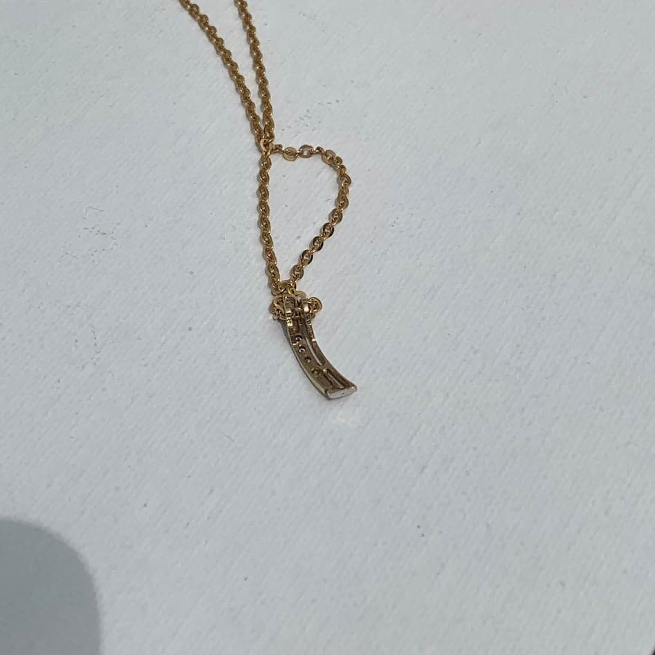 Vintage Solid 8k Gold Curved Pendant | Minimalist Bar Pendant | 333 European Gold - Thumbnail 5