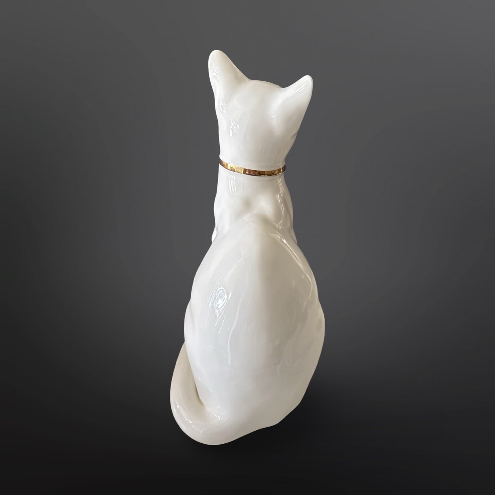 Vintage Lladro Hispania Daisa Porcelain Cat White with Gold 1984 10.25” H - Thumbnail 3