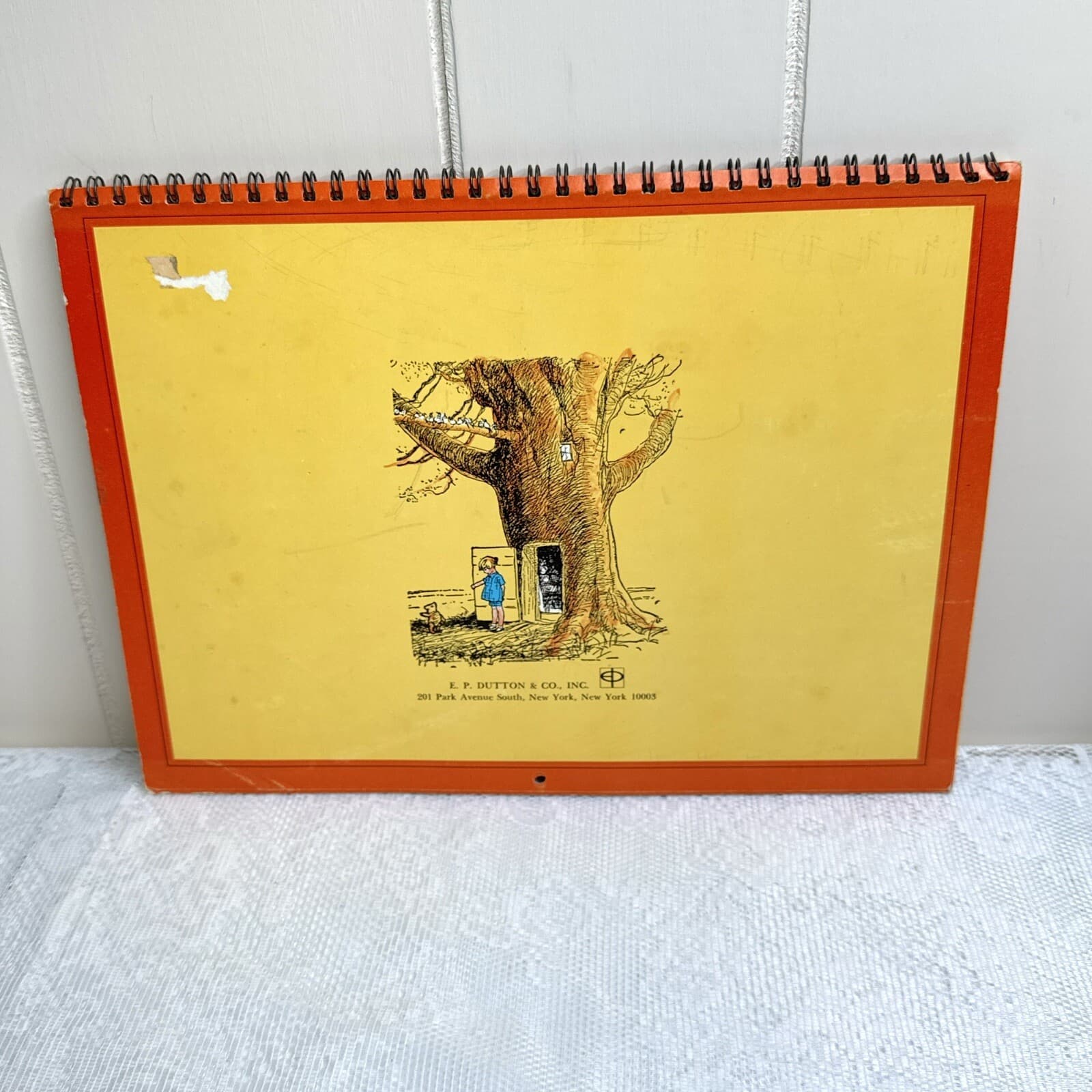 RARE Vintage LEAP YEAR 1972 Winnie-The-Pooh’s Calendar Book - Thumbnail 2