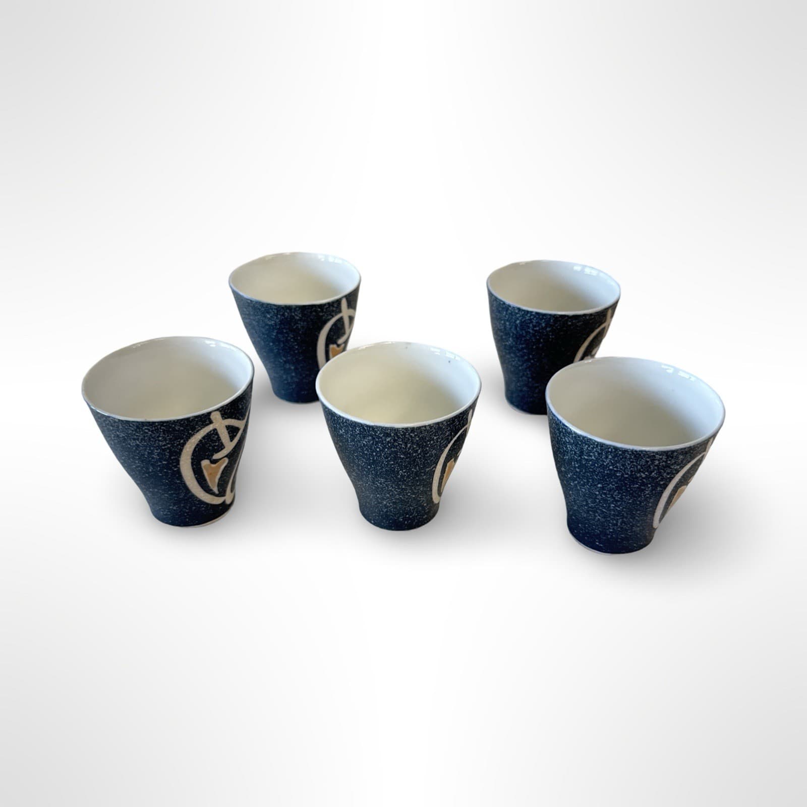 Vintage Japanese Sake Cups Porcelain Blue Abstract Design Set Of 5 - Thumbnail 4