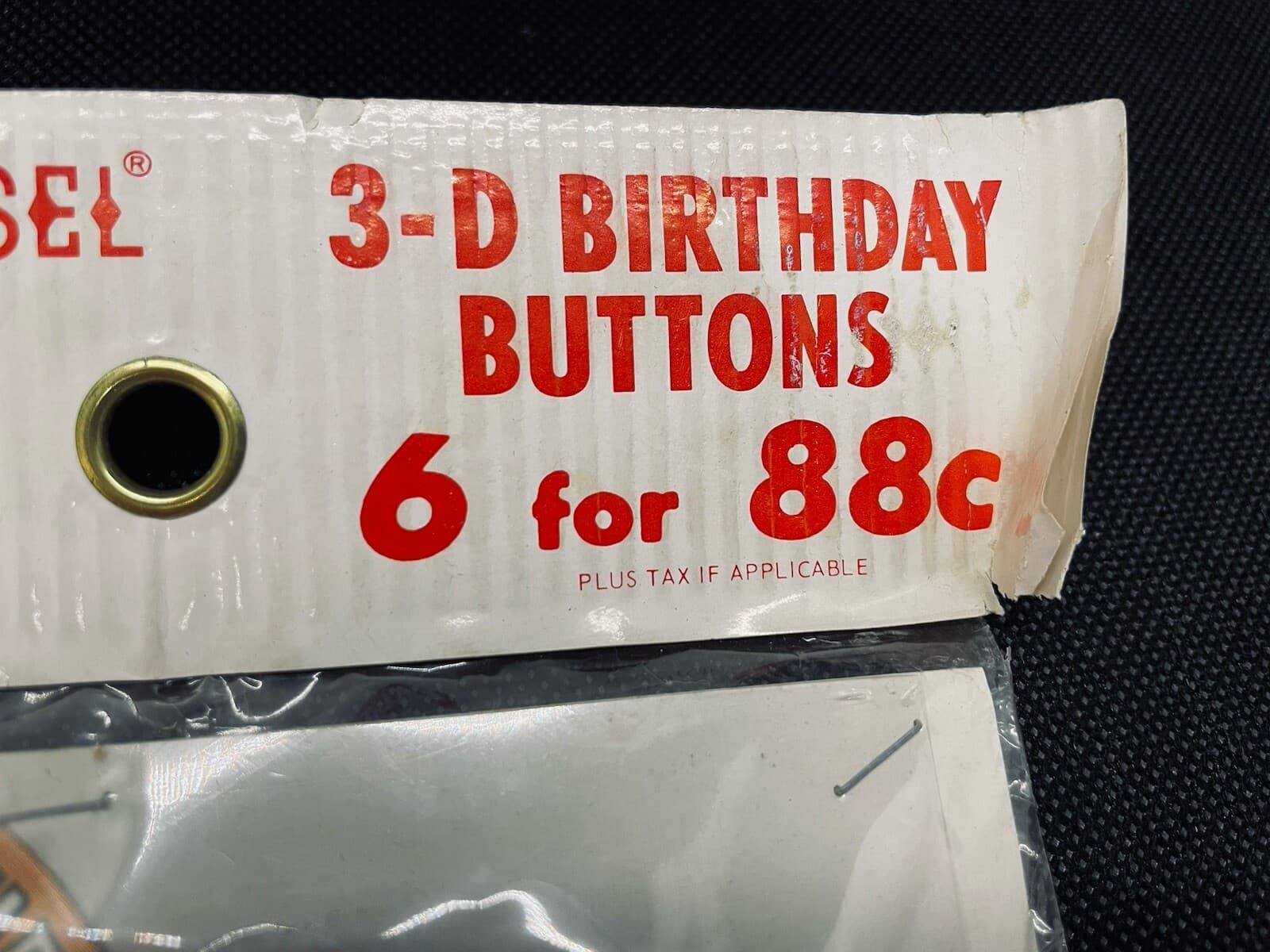 Vintage 3-D Birthday Buttons Carrousel Brand NIP Kitschy Birthday Decor - Thumbnail 5