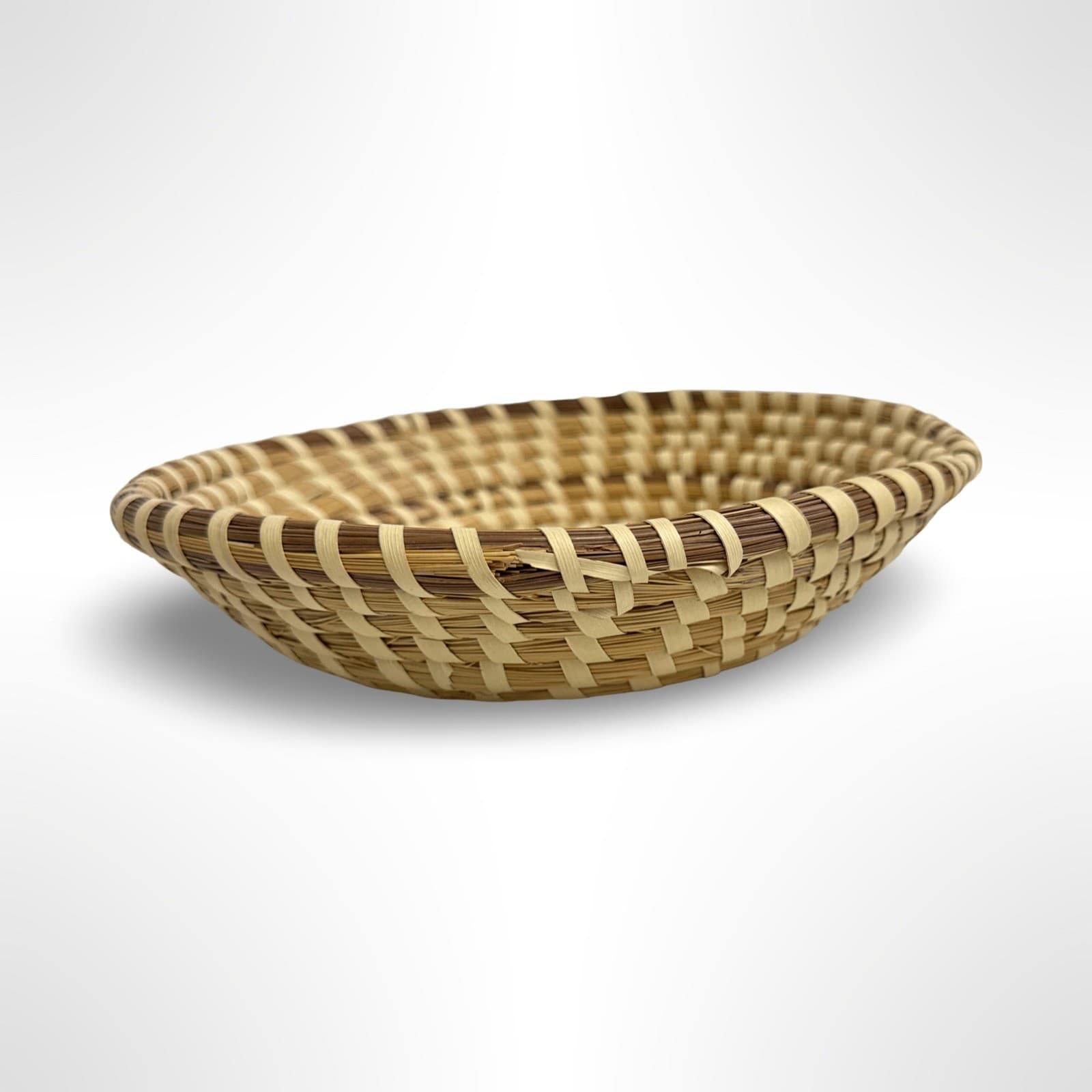 Handmade South Carolina Sweetgrass & Pine Needles Gullah Basket Bowl 9” Round - Thumbnail 2