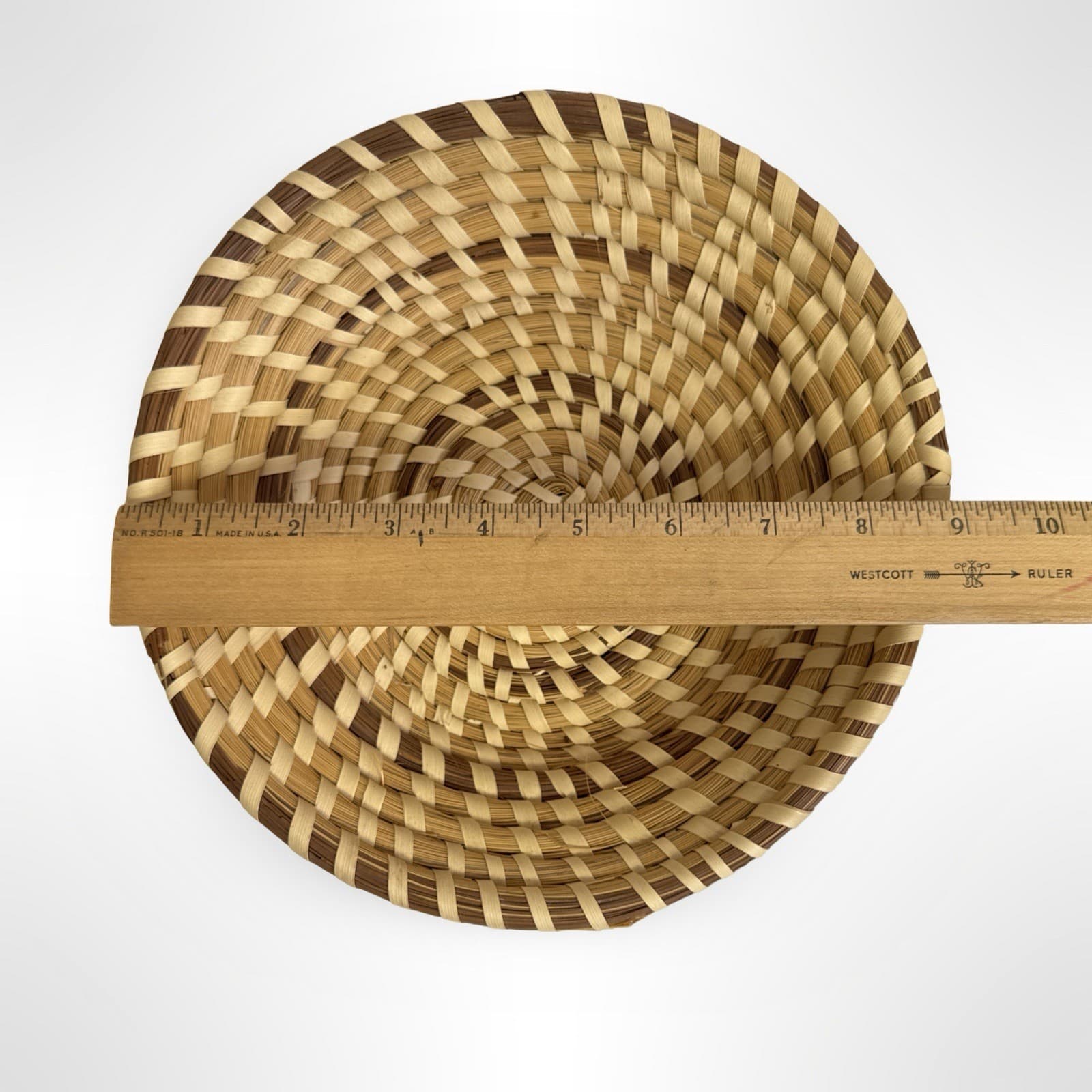 Handmade South Carolina Sweetgrass & Pine Needles Gullah Basket Bowl 9” Round - Thumbnail 6