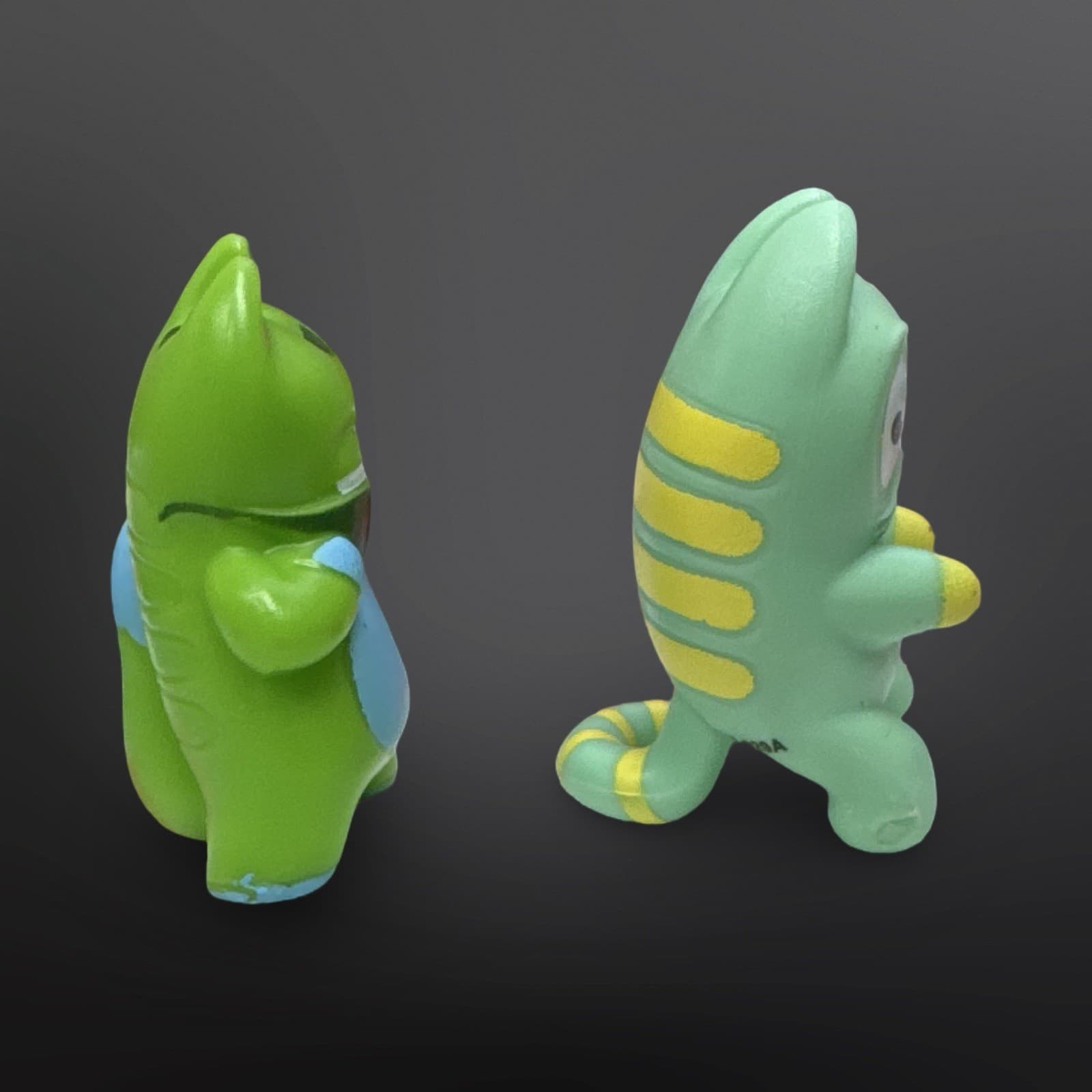 Hasbro Lost Kitties 1.5" Vinyl Figures Lot Of 2 - Eugene & Wheelz - Thumbnail 2