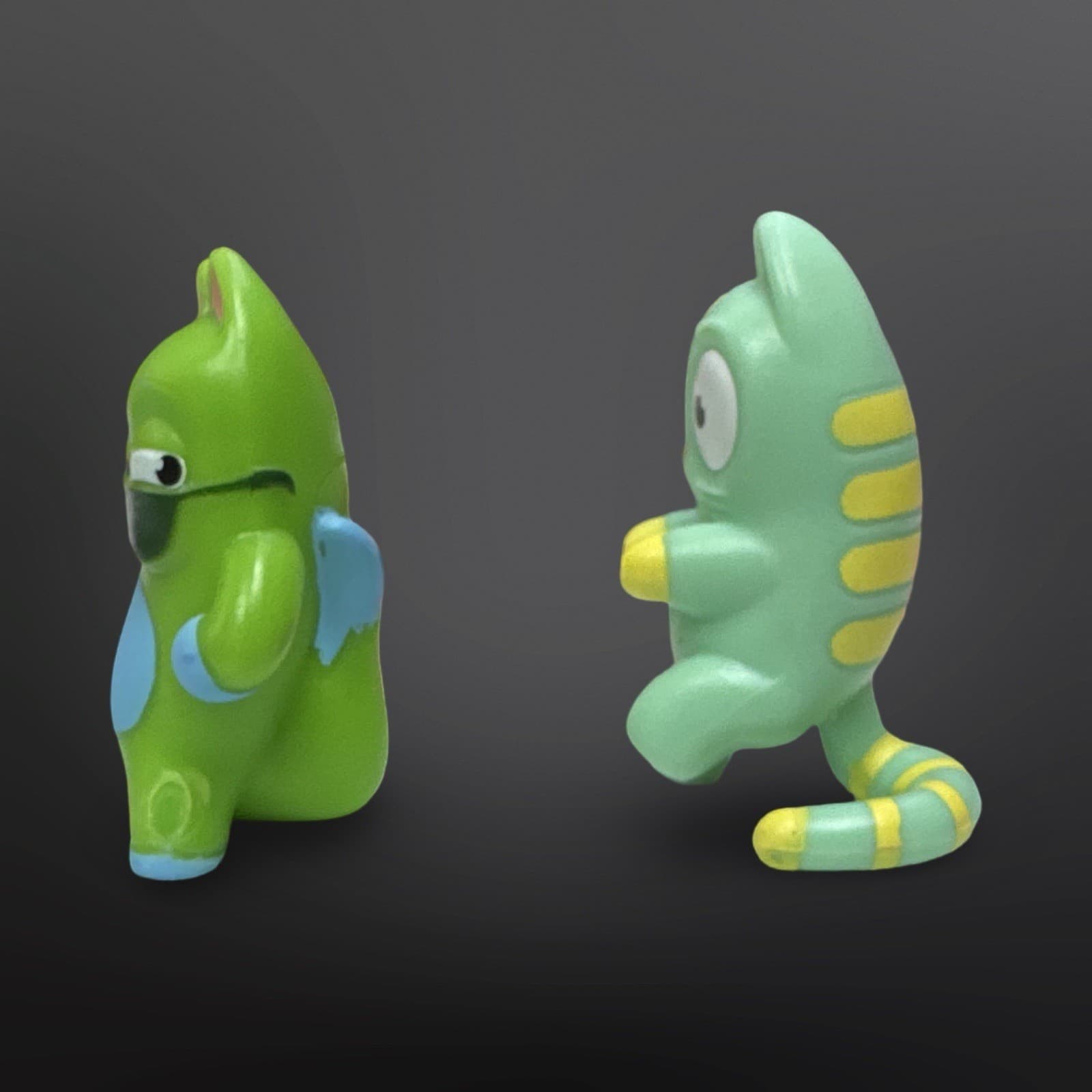 Hasbro Lost Kitties 1.5" Vinyl Figures Lot Of 2 - Eugene & Wheelz - Thumbnail 4