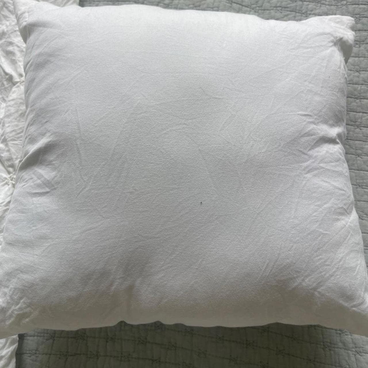 4-Piece White Pintuck Bedding & Pillow Set - Thumbnail 5