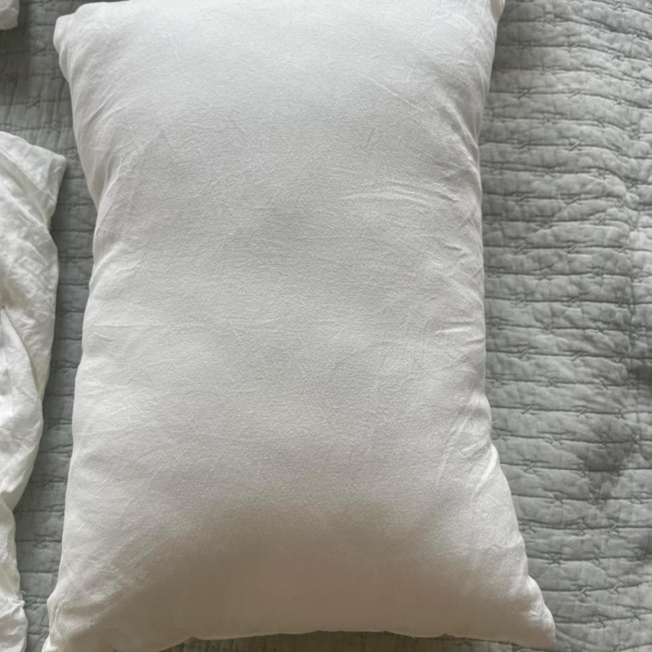 4-Piece White Pintuck Bedding & Pillow Set - Thumbnail 6