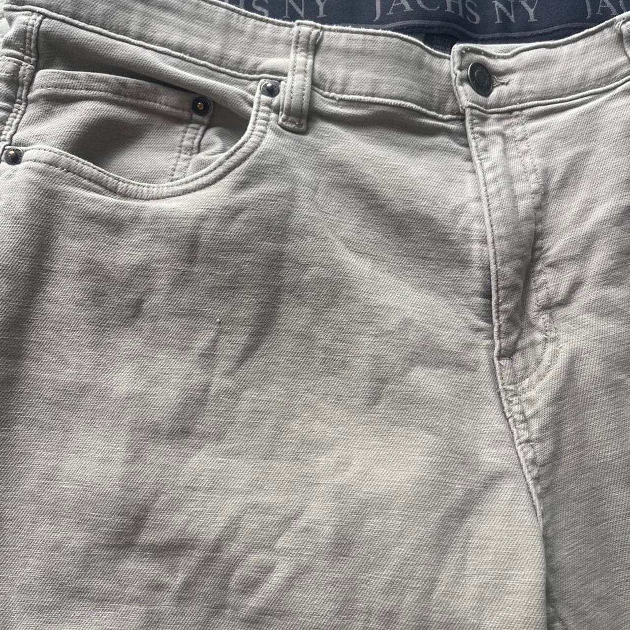 JACHS NY men’s pants in a versatile light tan color. Designed with a classic five-pocket style and a comfortable straight-leg fit, these pants are easy to pair with everything from T-shirts and polos to button-downs. The soft stretch fabric provides all-day comfort while maintaining a clean, polished look. - Thumbnail 3