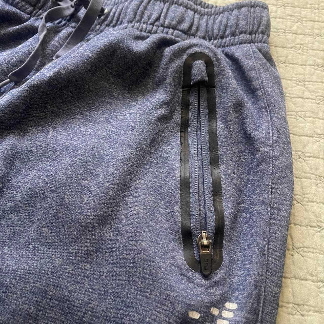 Boys youth blue/gray heathered BCG joggers with zipper pockets size Small #athleisure #activewear #youth #joggers - Thumbnail 3