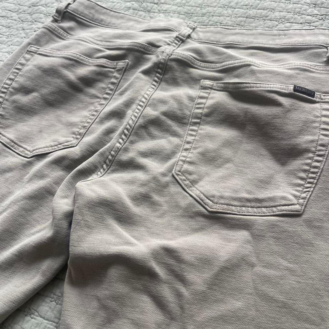 JACHS NY men’s pants in a versatile light tan color. Designed with a classic five-pocket style and a comfortable straight-leg fit, these pants are easy to pair with everything from T-shirts and polos to button-downs. The soft stretch fabric provides all-day comfort while maintaining a clean, polished look. - Thumbnail 6