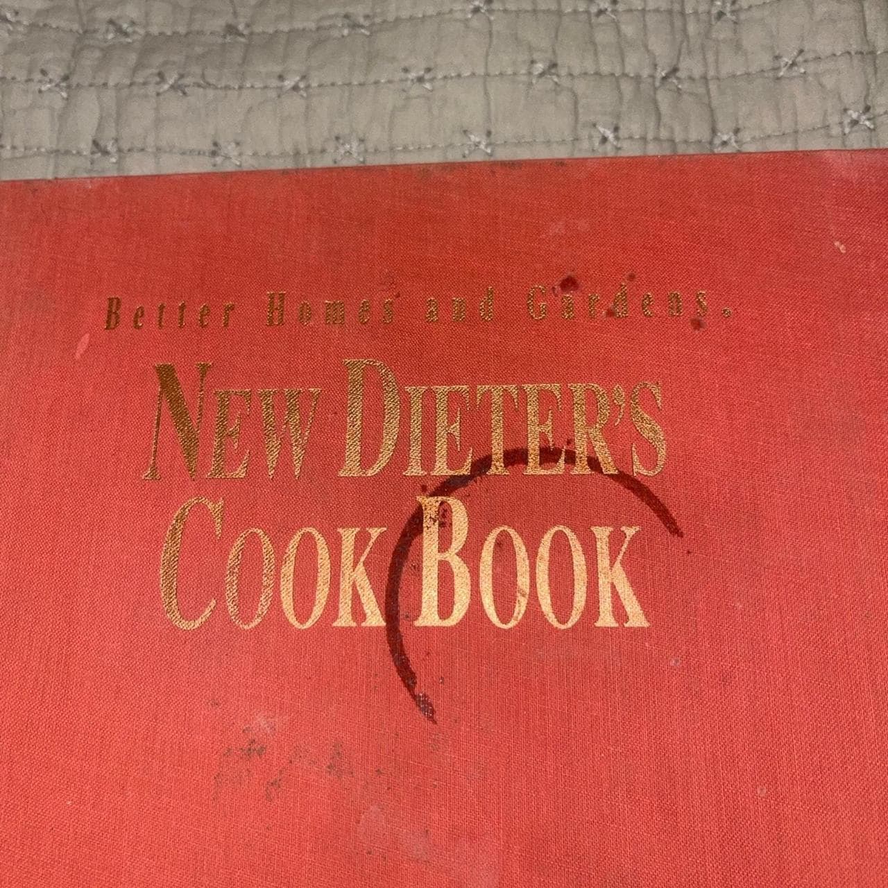 Add a classic cookbook to your kitchen collection with the Better Homes & Gardens New Dieter's Cookbook. Packed with hundreds of lighter recipes, meal plans, and cooking tips, this hardcover cookbook is designed to help you prepare flavorful, lower-calorie meals without sacrificing taste. - Thumbnail 3