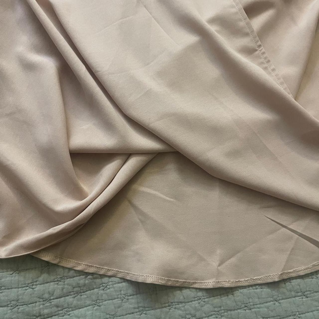 Ivory blouse with wrap detail, missing front clip #blouse #ivory - Thumbnail 2