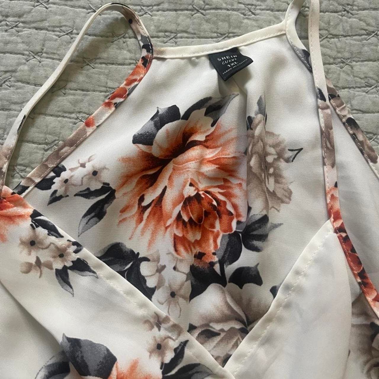SHEIN Curve 1XL Floral Wrap Top with orange, gray, and black flowers - Thumbnail 3