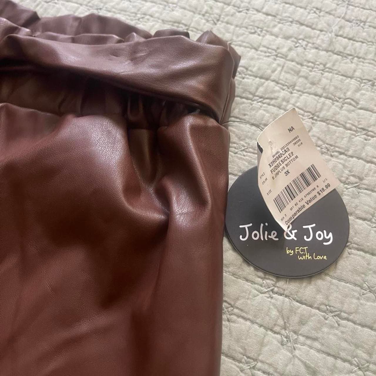 Jolie & Joy brown faux leather shorts with tie waist in a 3XL #fauxleather #tiewaist #brown - Thumbnail 2