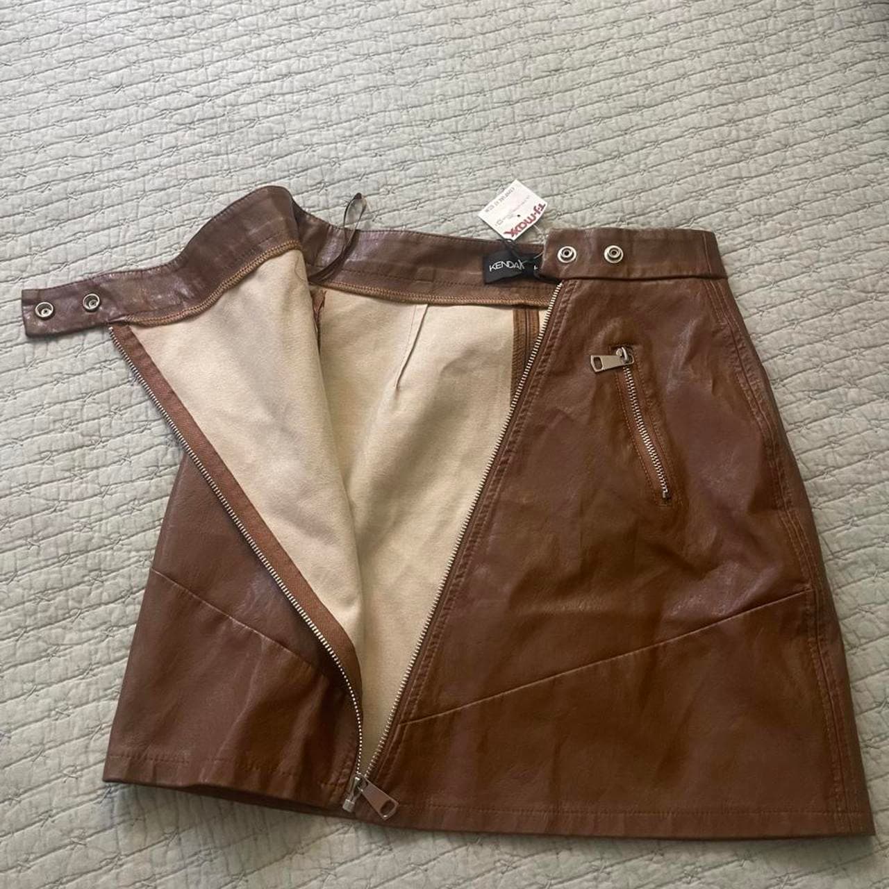 Kendall + Kylie Brown Faux Leather Mini Skirt Size S NWT - Thumbnail 4