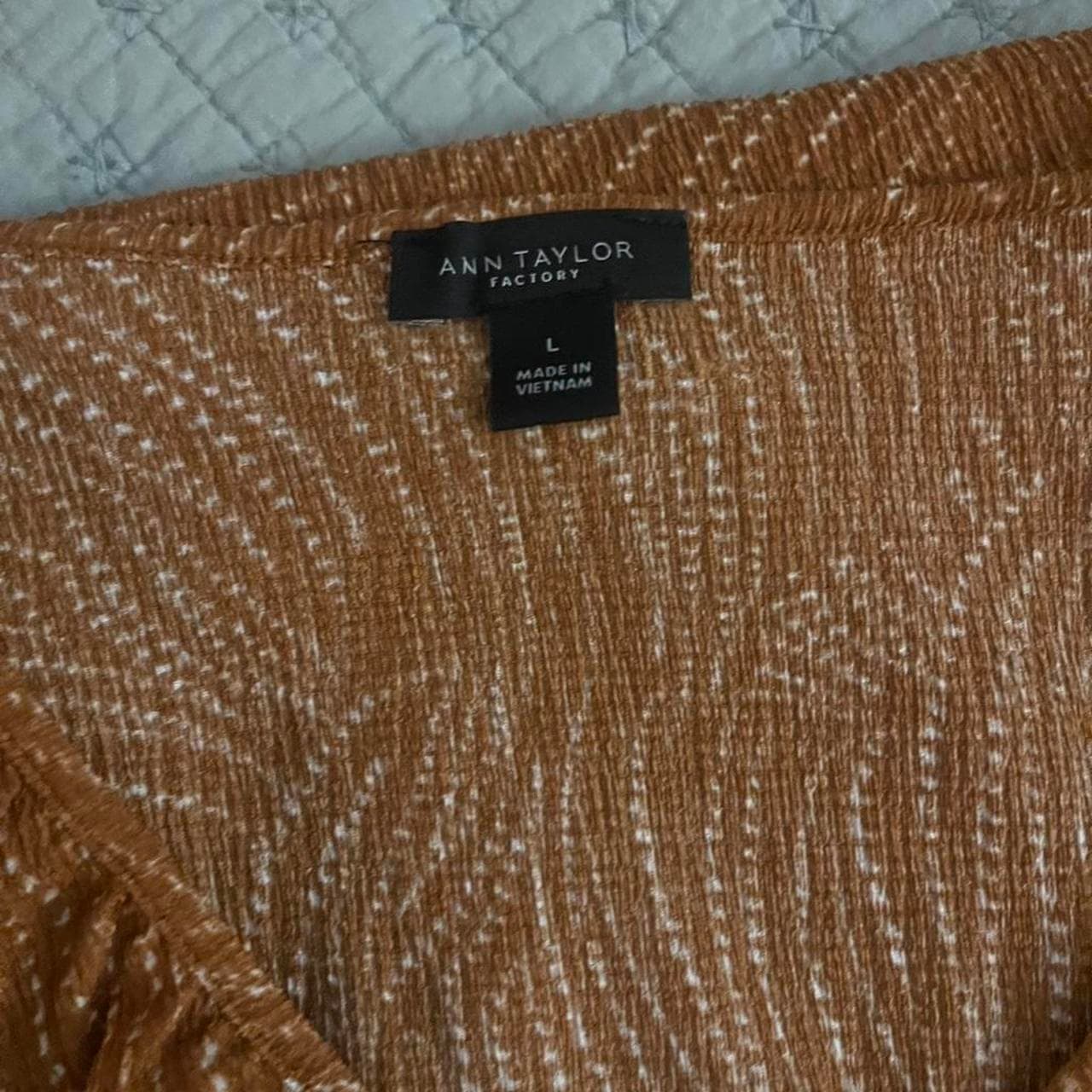 Ann Taylor orange blouse with ruffle detail Size L #blouse #feminine #orange #ruffles - Thumbnail 3