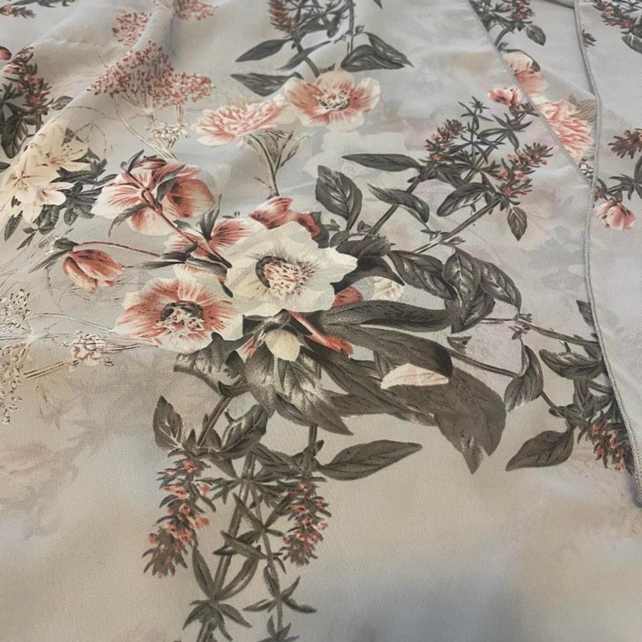 Emory Park floral blouse with pink and white flowers with leaves #floral #blouse - Thumbnail 2