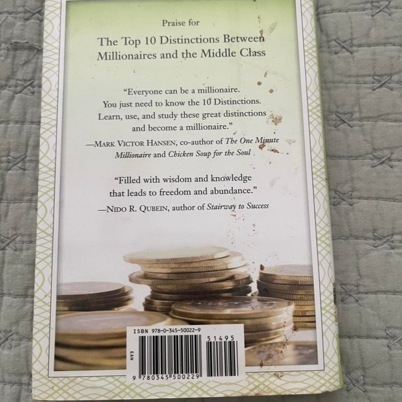 The Top 10 Distinctions Between Millionaires and the Middle Class Book - Thumbnail 2