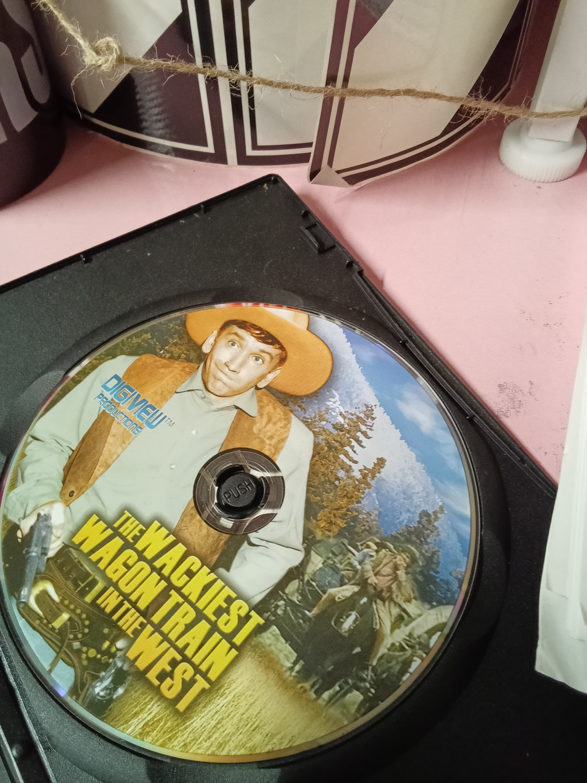 The Wackiest Wagon Train in the West (Slim Case) (DVD) - Thumbnail 3