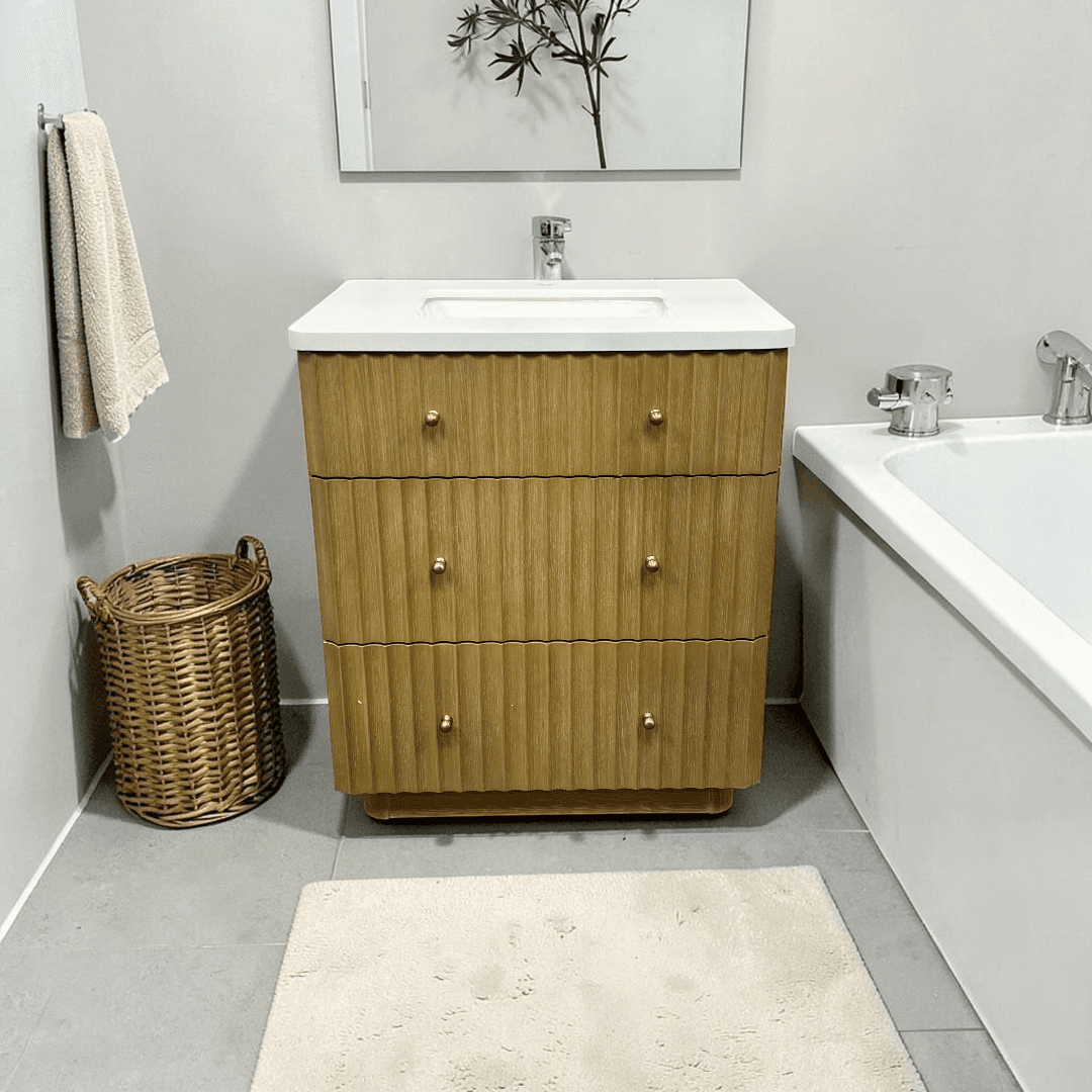 Ari Kitchen & Bath La Jolla Single Bathroom Vanity With Engineered Stone Top