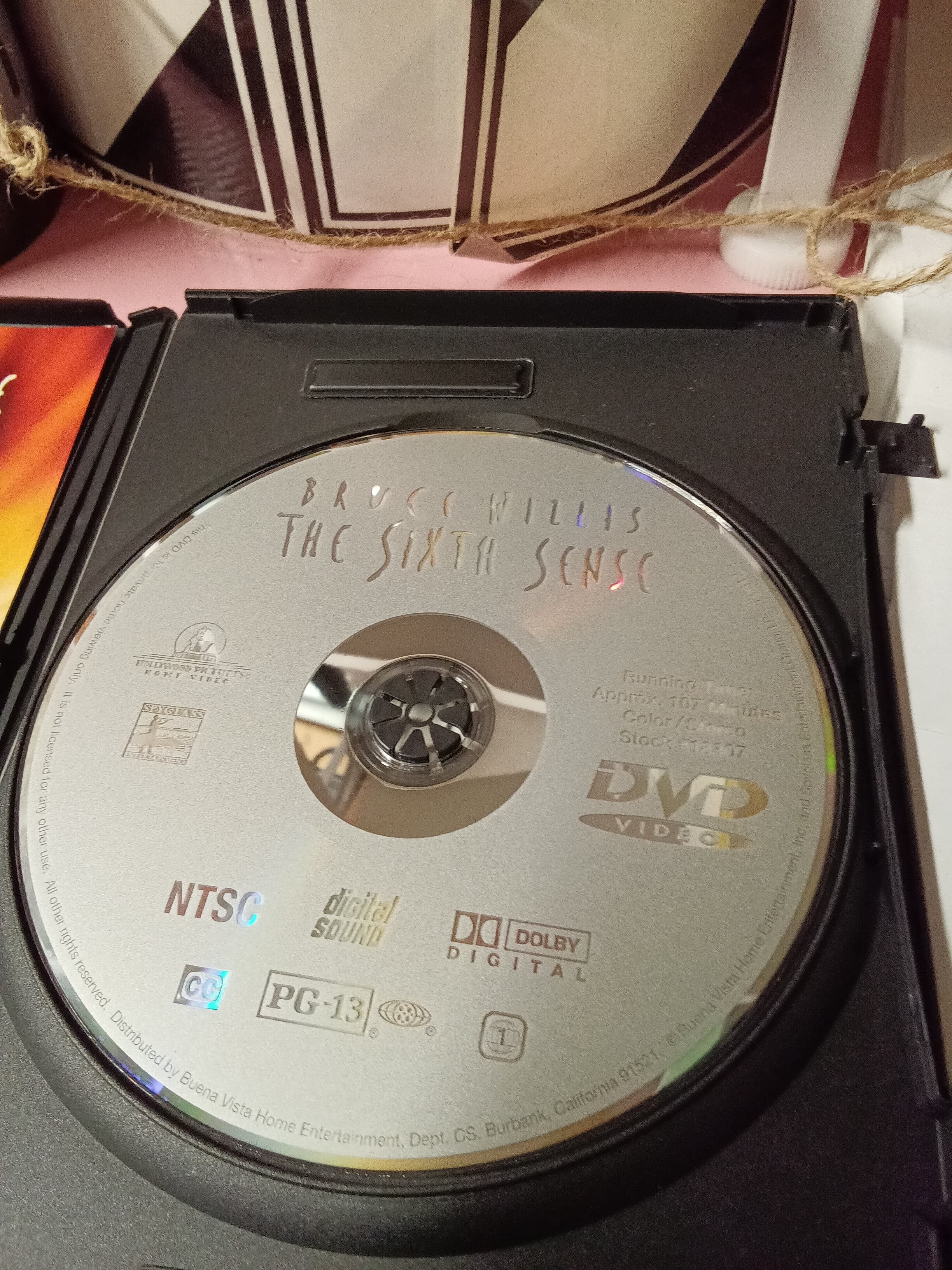 Mill Creek - the Sixth Sense [DIGITAL VIDEO DISC] - Thumbnail 6