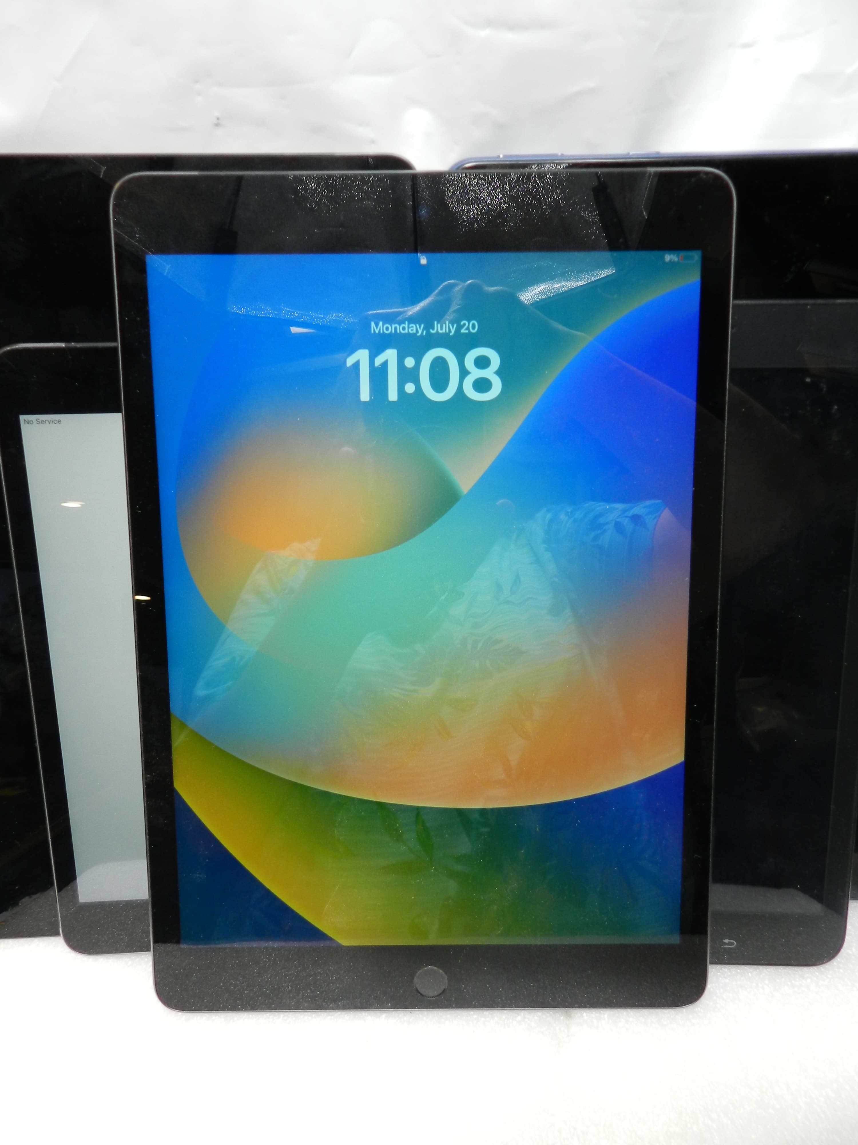 Apple Ipad A2200 A2603 A1490 Samsung Amazon Tablet Lot (P8K) - Thumbnail 4