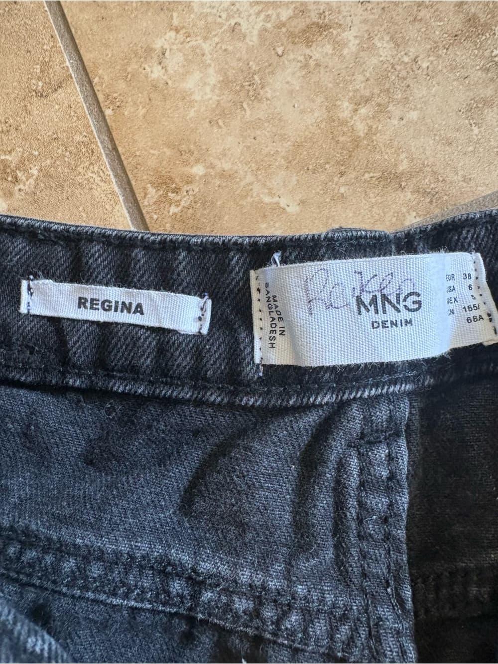 High-Rise Black Women’s Jean Shorts - Thumbnail 2