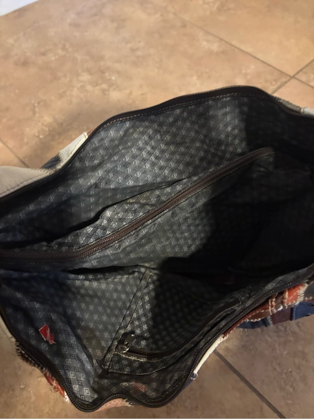 Patchwork Leather Hobo Bag in Multi-Color - Thumbnail 3