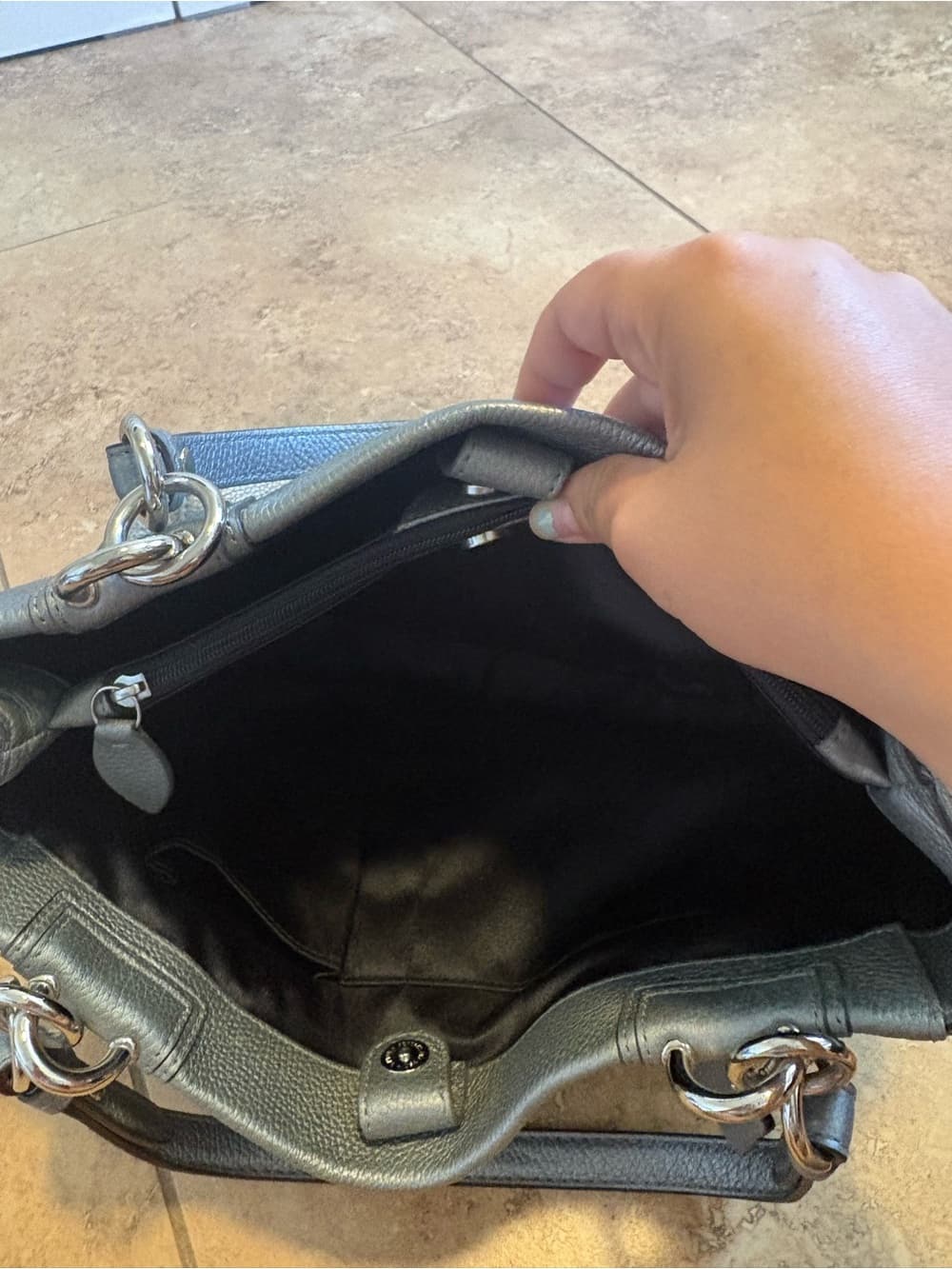 Coach Women's Silver Shoulder Bag - Thumbnail 4
