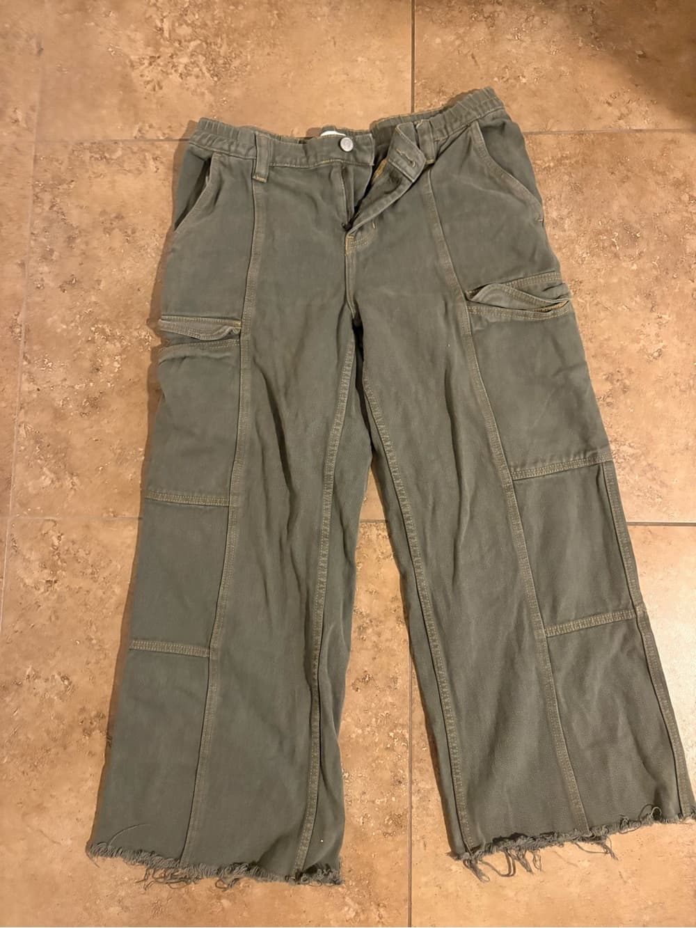 PacSun Women's Olive Cargo Jeans