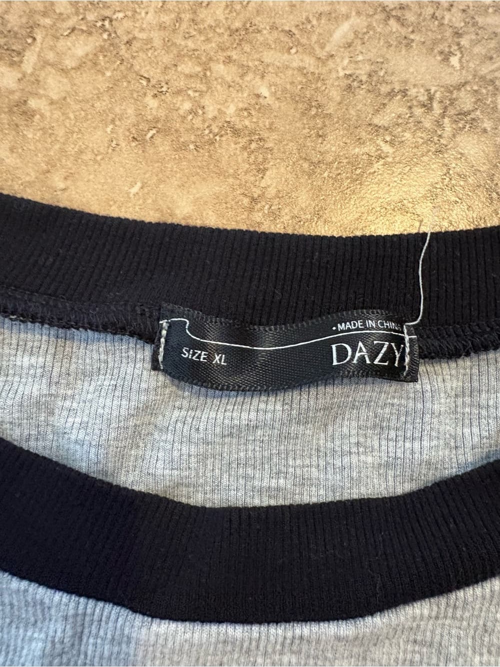 Daisy Long Sleeve Top - Black & Gray - Thumbnail 2