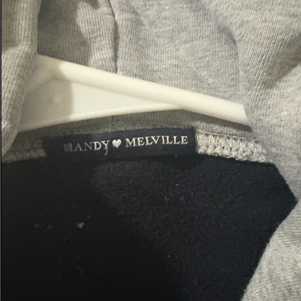 Brandy Melville Hawaii Hoodie - Thumbnail 2