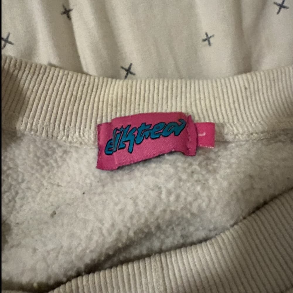 Edikted Graphic Sweatshirt - Thumbnail 2