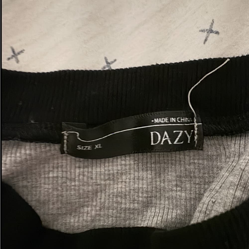 Black and Gray Long Sleeve Shirt - Thumbnail 2