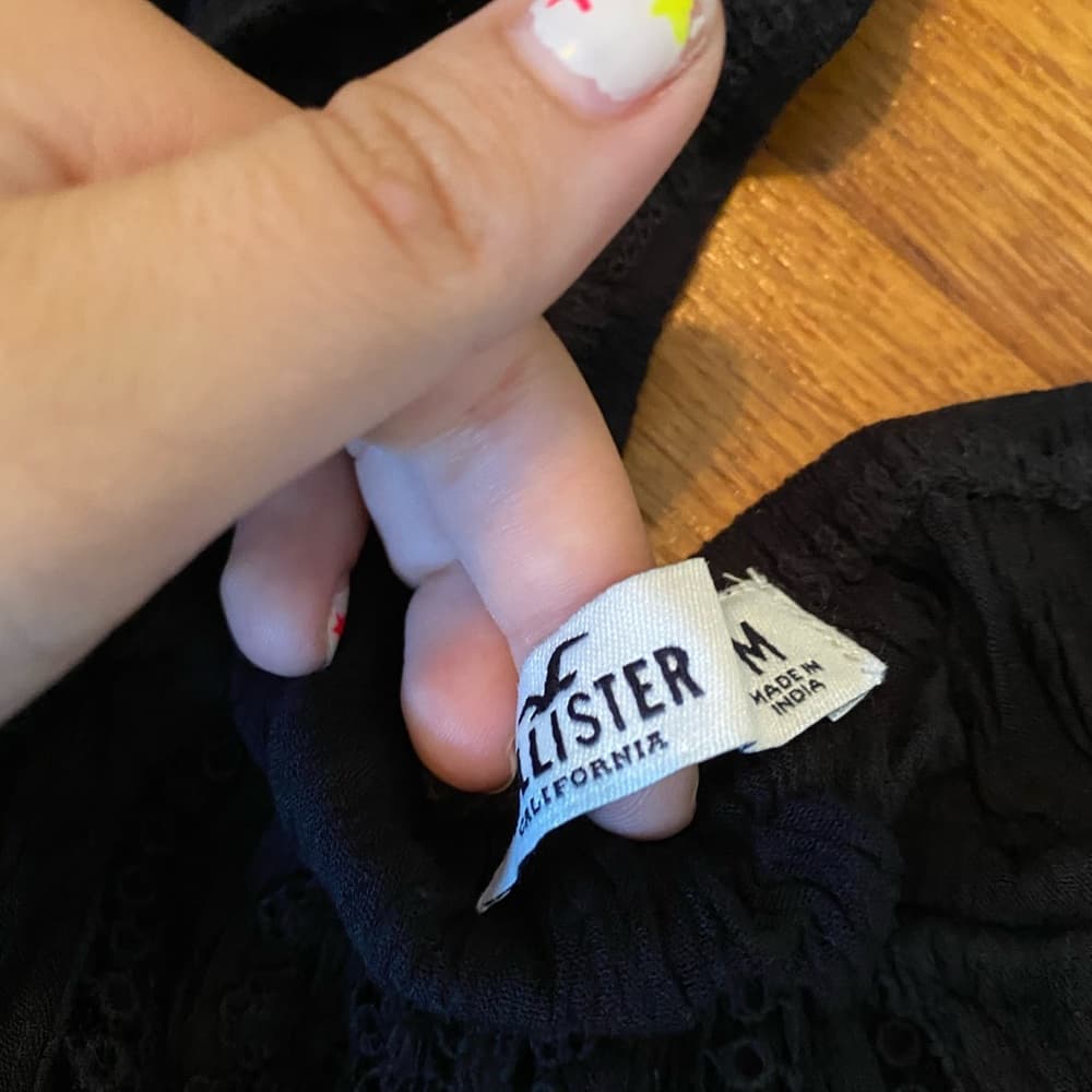 Black off the shoulder top - Thumbnail 2