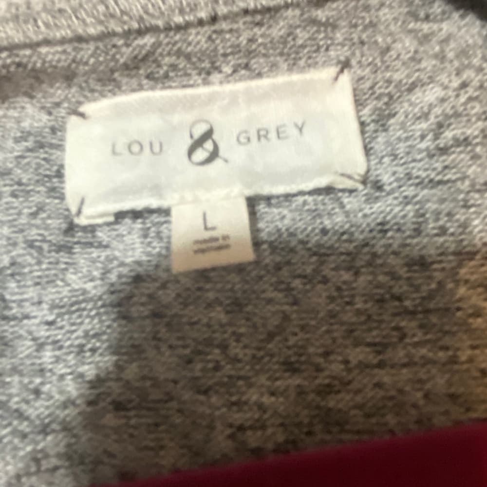 Soft gray cardigan - Thumbnail 2
