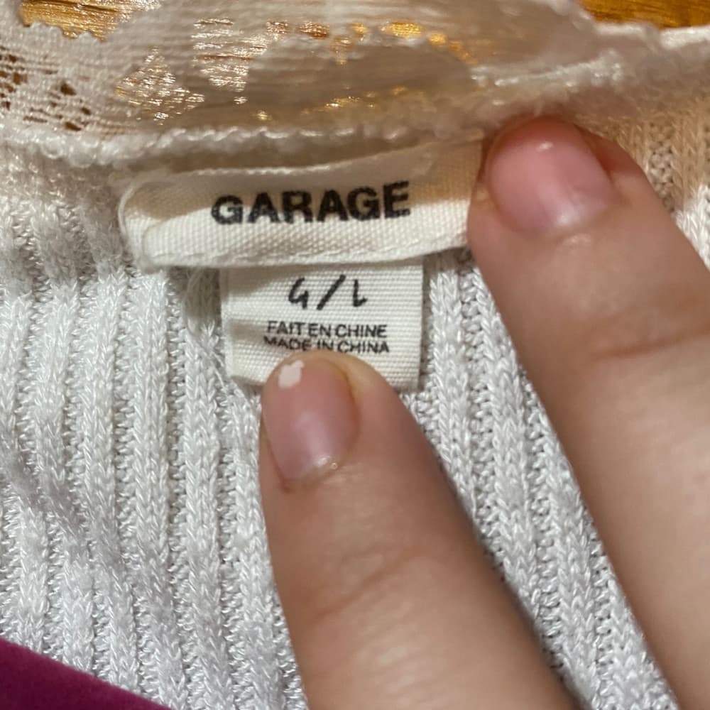 Cute lace tee - Thumbnail 2